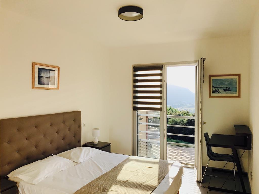 Casale A Figa Bianca Apartman Patrimonio Kültér fotó